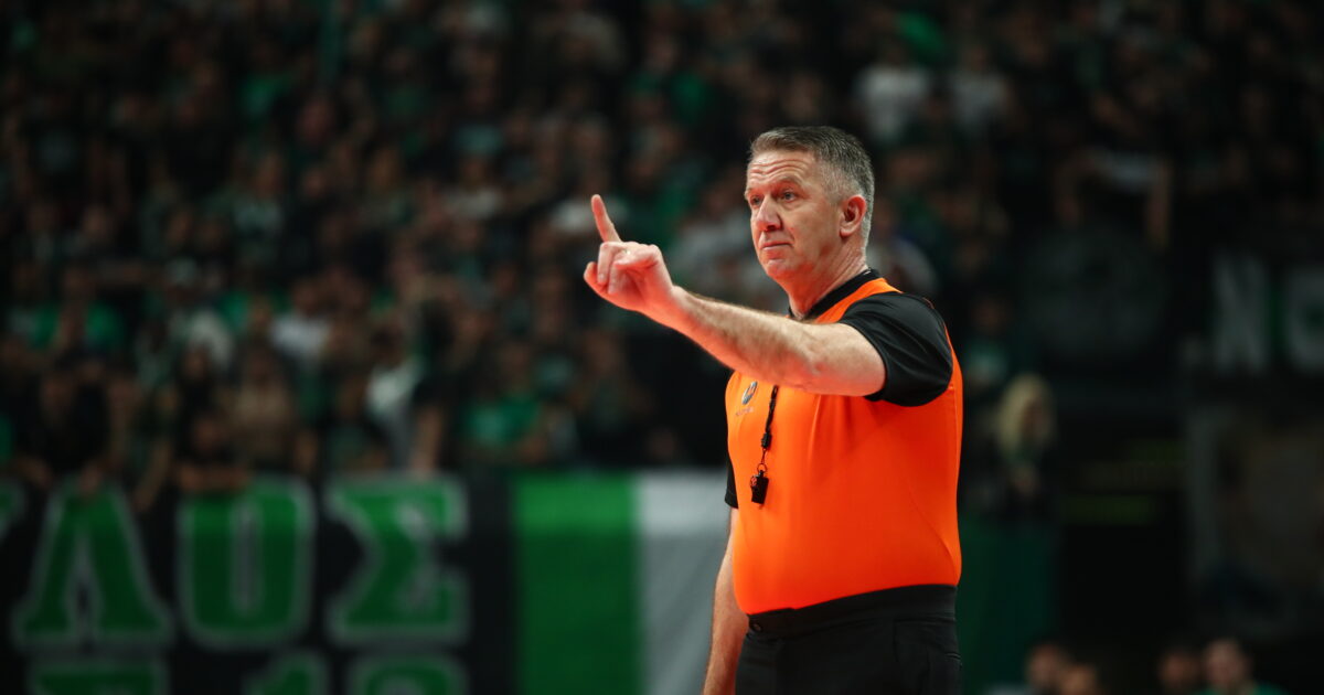 Panathinaikos – Paris: Waters and a phrasal attack on the referees after the end of the match