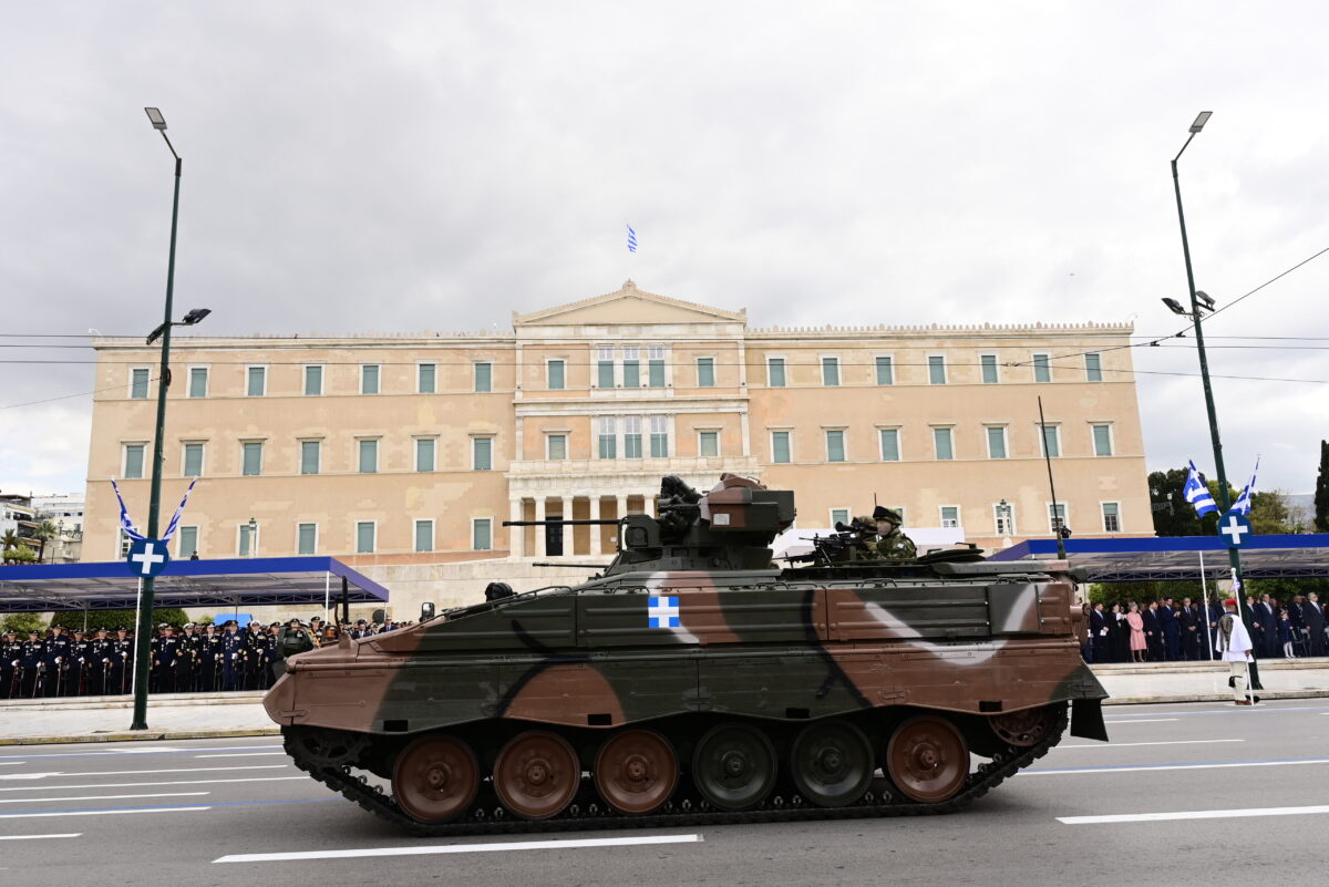 Στρατιωτική παρέλαση στην Αθήνα