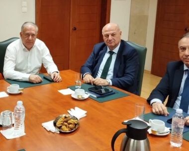 Ο Τάκης Θεοδωρικάκος, ο Κώστας Τσιάρας και ο Χρήστος Κέλλας