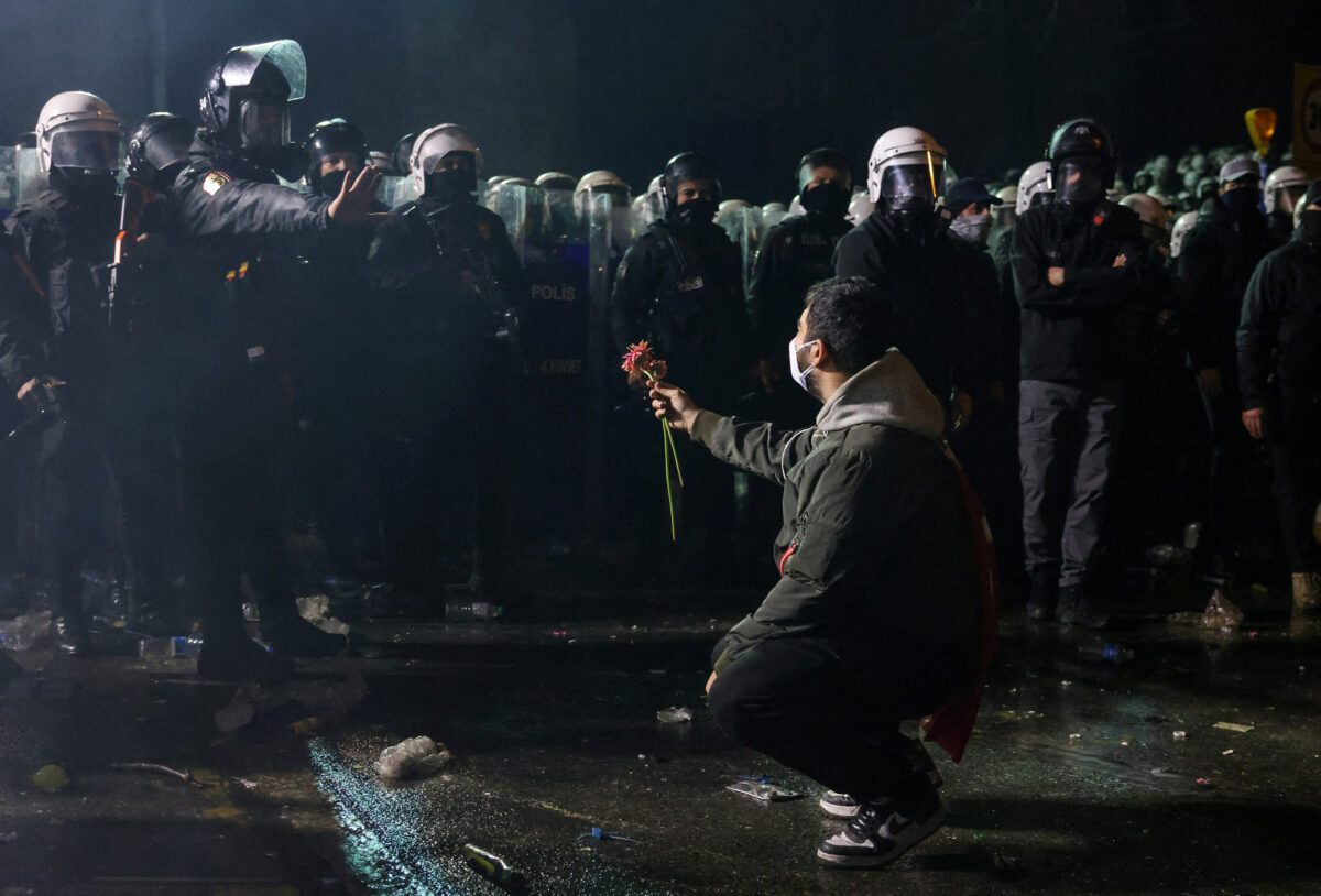 Διαδήλωση για τον Εκρέμ Ιμάμογλου