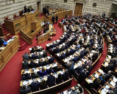 Πρόταση μομφής κατά της κυβέρνησης 
(ΓΙΩΡΓΟΣ ΚΟΝΤΑΡΙΝΗΣ
