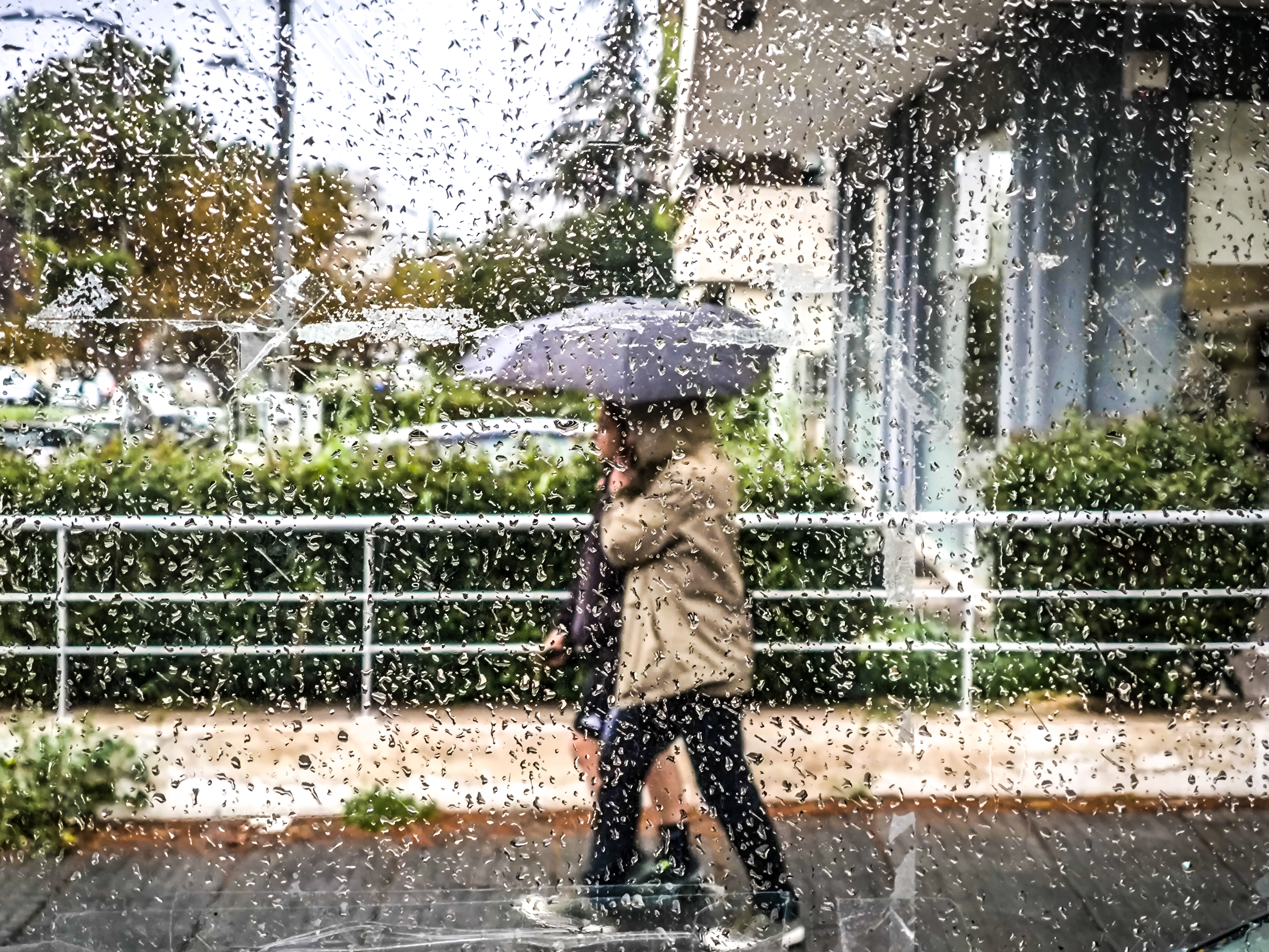 Έντονες βροχές στα βορειοδυτικά την Πέμπτη και την Παρασκευή - Η πρόγνωση του Θοδωρή Κολυδά