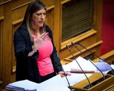Η Ζωή Κωνσταντοπούλου στο βήμα της Βουλής