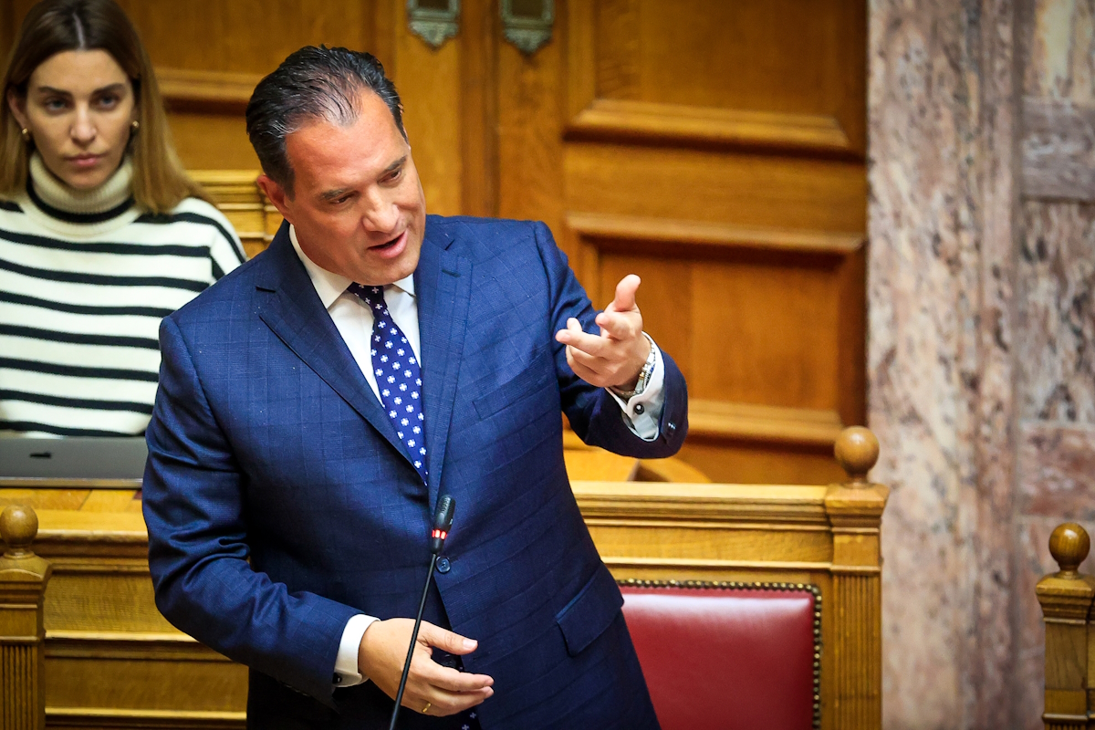 Ο Υπουργός Υγείας, Άδωνις Γεωργιάδης στη διάρκεια συζήτησης επίκαιρων ερωτήσεων στην Ολομέλεια της Βουλής