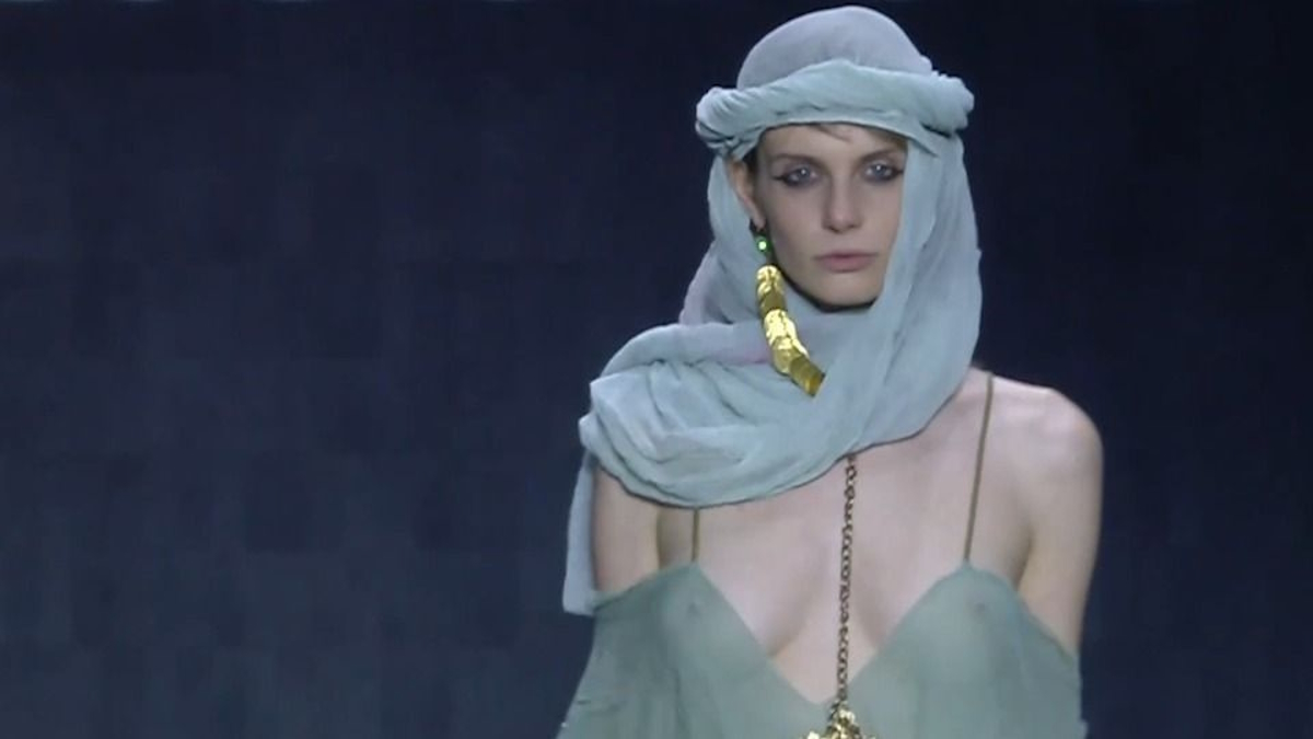 Αποκαλυπτική δημιουργία στο 36ο Athens Fashion Week