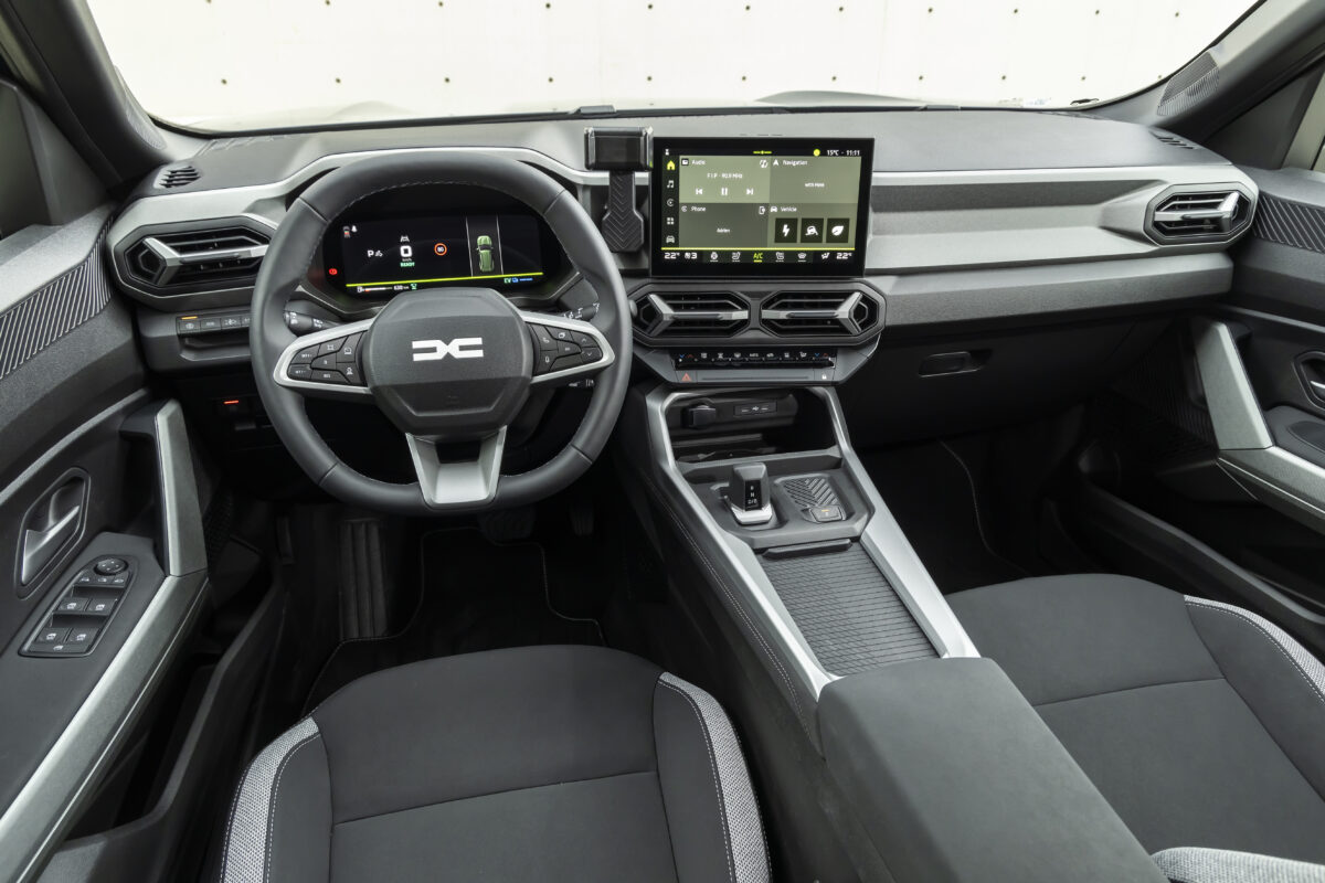 Dacia Bigster Hybrid 155