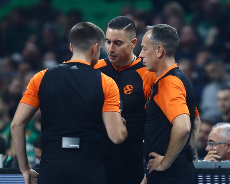 Η Euroleague ανακοίνωσε τους διαιτητές για τα Φενέρμπαχτσε – Παναθηναϊκός και Ολυμπιακός – Βαλένθια