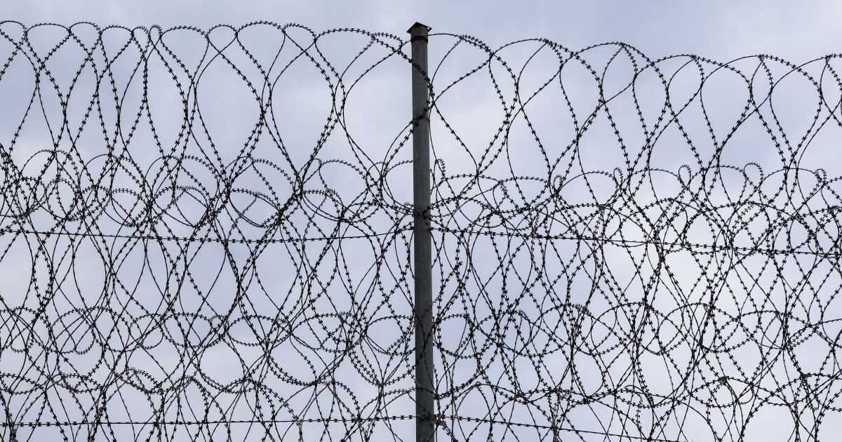 Korydallu Prisons: Eight detainees threatened a prison official says police