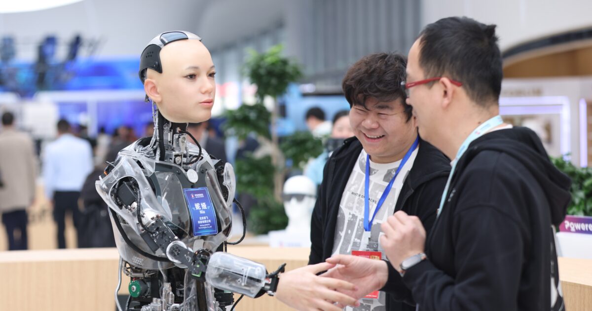 Soft Skills: The 7 Human Skills that even the smartest AI can’t copy
