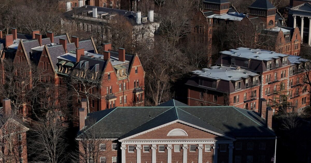 Trump “frozen” $ 2.2 billion in Harvard because he did not comply with demands