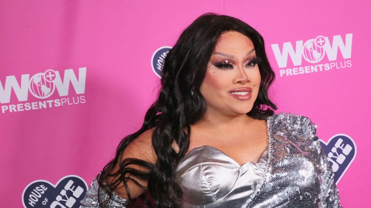Η διάσημη drag queen Jiggly Caliente