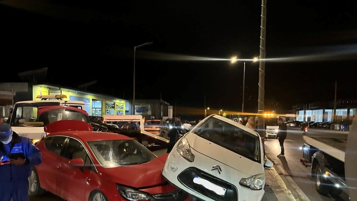 Καραμπόλα στην Καλαμάτα
