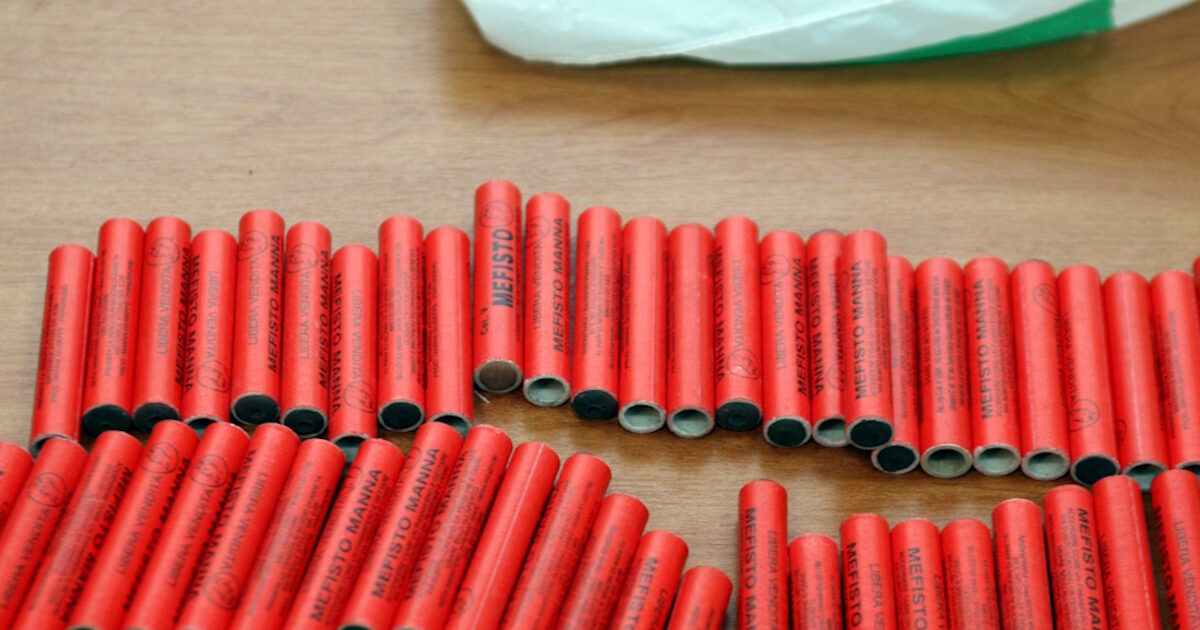 Nafplio: A 21 -year -old hid 760 crackers in his house