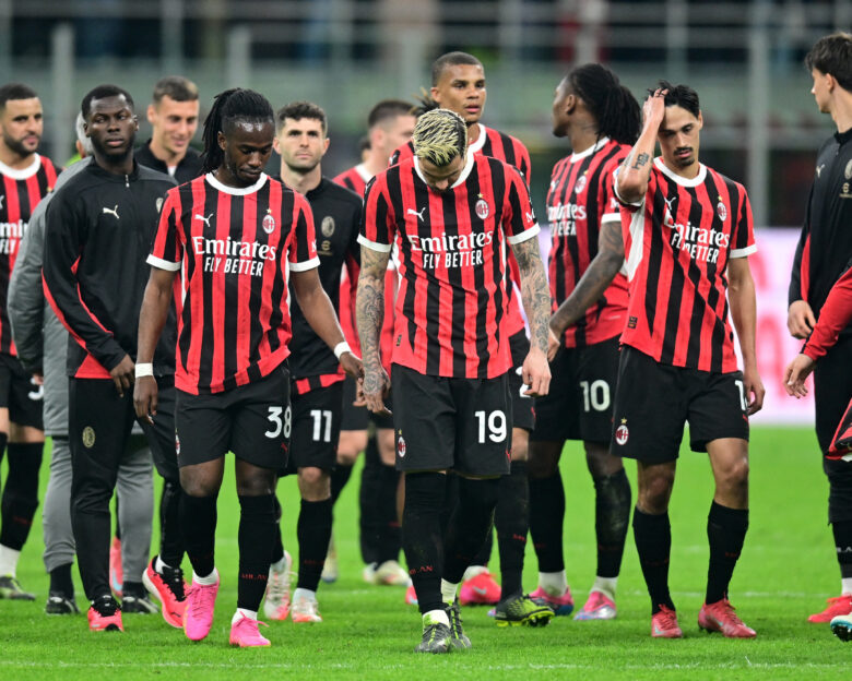 Mίλαν – Αταλάντα 0-1: Έχασαν και παρέμειναν μακριά από τα ευρωπαϊκά εισιτήρια οι «ροσονέρι»