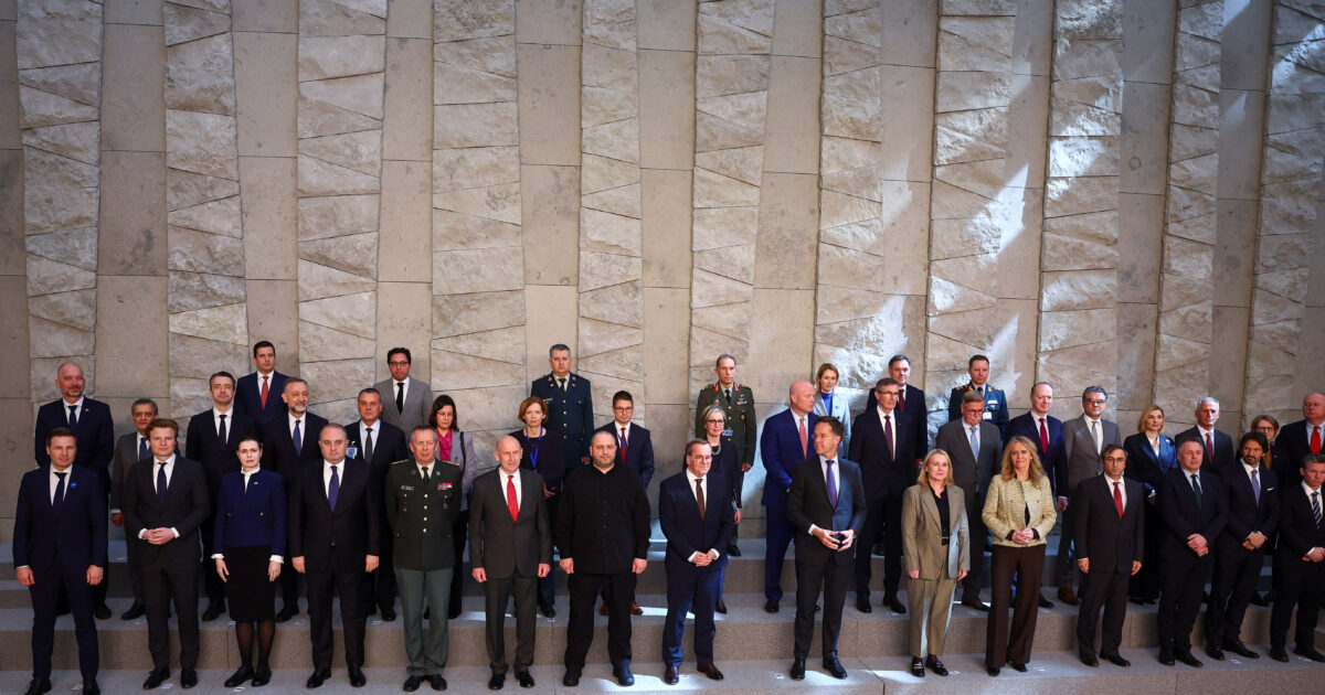 Ukraine will receive a new allied “package” of military aid worth 21 billion euros