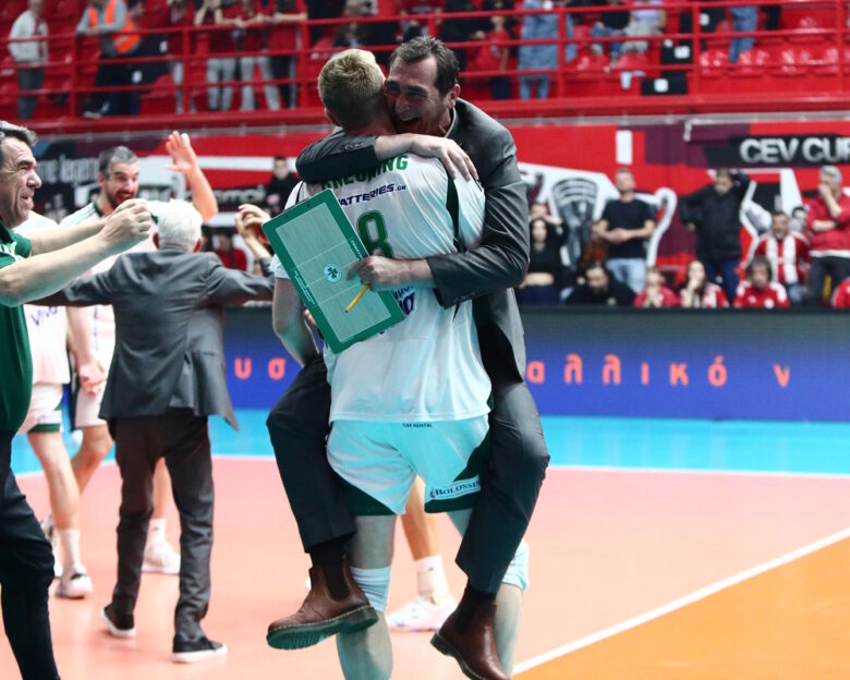 Ολυμπιακός – Παναθηναϊκός 2-3: Πέτυχε τεράστια ανατροπή και απέχει μια νίκη από το πρωτάθλημα στη Volley League των ανδρών