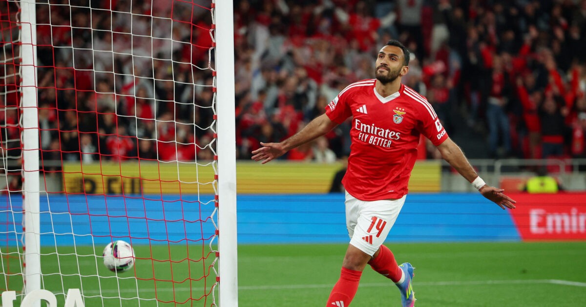 Vangelis Pavlidis with a goal and assist led Benfica to victory over Farnes