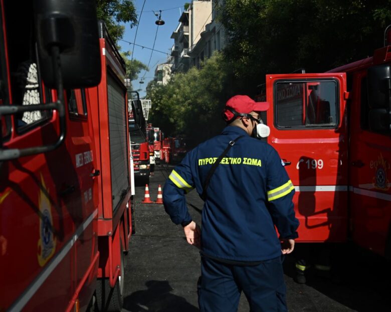 Πρέβεζα: Από έκρηξη φιάλης υγραερίου η φωτιά στο σπίτι όπου πέθαναν οι δύο ηλικιωμένες αδερφές – Έπεσε η οροφή και καταπλάκωσε τη μία
