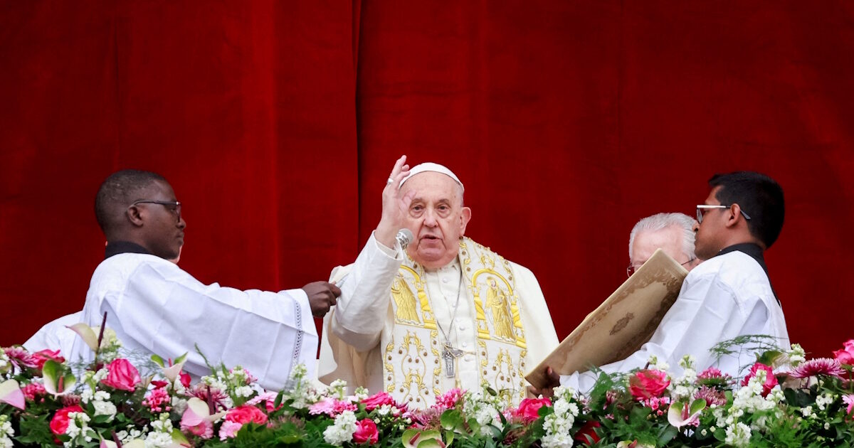 Pope Francis at St. Peter’s Basilica for the first time after the serious adventure with his health