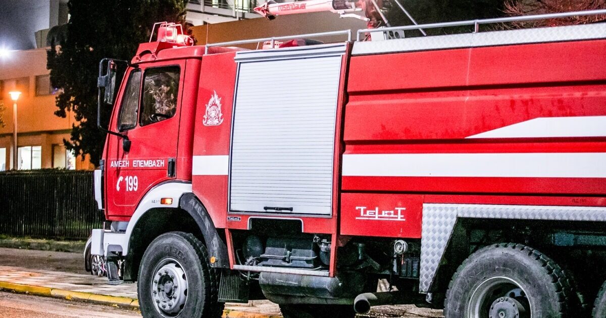 Thessaloniki: Strong explosion at the entrance of the apartment building parking