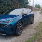 Peugeot e-3008 211hp