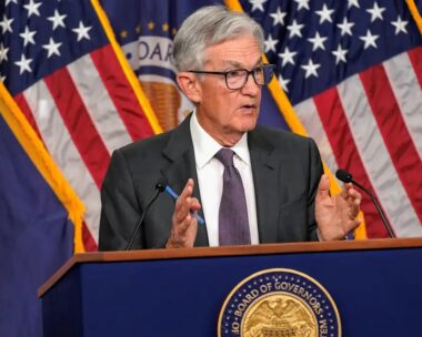 Ο πρόεδρος της Fed, Τζερόμ Πάουελ