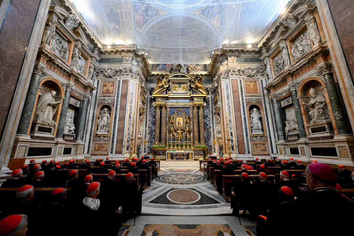 Καρδινάλιοι στην Παπική Βασιλική της Santa Maria Maggiore στη Ρώμη