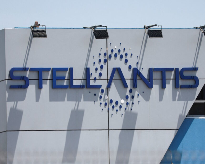 Stellantis: Υποχωρούν οι πωλήσεις το πρώτο τρίμηνο του 2025 – Αναστέλλει τις προβλέψεις της λόγω δασμών