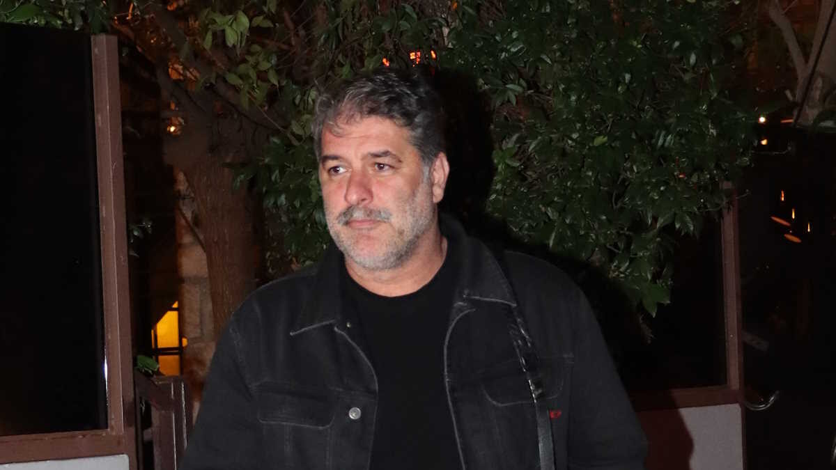 Ο ηθοποιός και σκηνοθέτης Βασίλης Μπισμπίκης