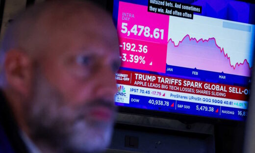 Βλέμμα τρόμου πλανάται στη Wall Street την Πέμπτη 3 Απριλίου 2025