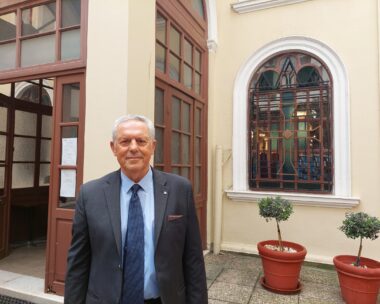 Ο γιος του Σαρκίς Κασπαριάν, Αγκόπ διηγείται την ιστορία του πατέρα του