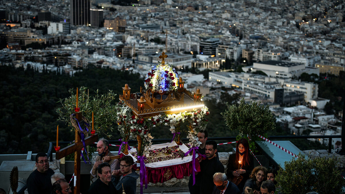 Οι 5 πιο διάσημες εκκλησίες στην Ελλάδα για την Ανάσταση – Τις ξέρεις όλες;