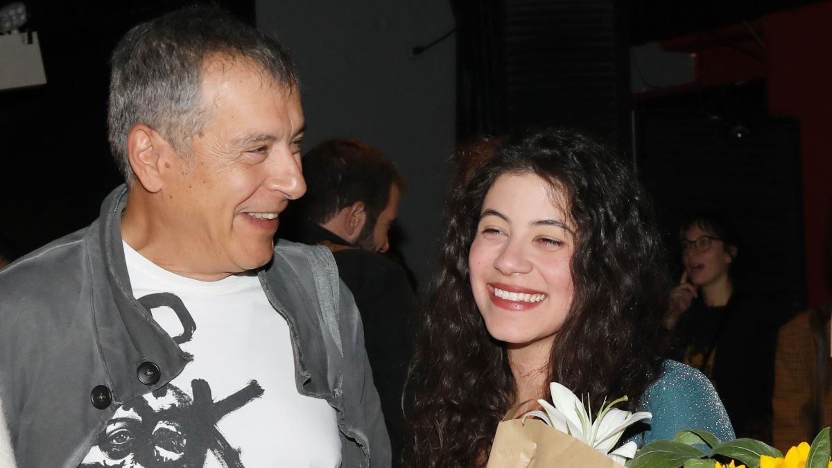 Ο Σταύρος Θεοδωράκης με την κόρη του, Αργυρώ Θεοδωράκη