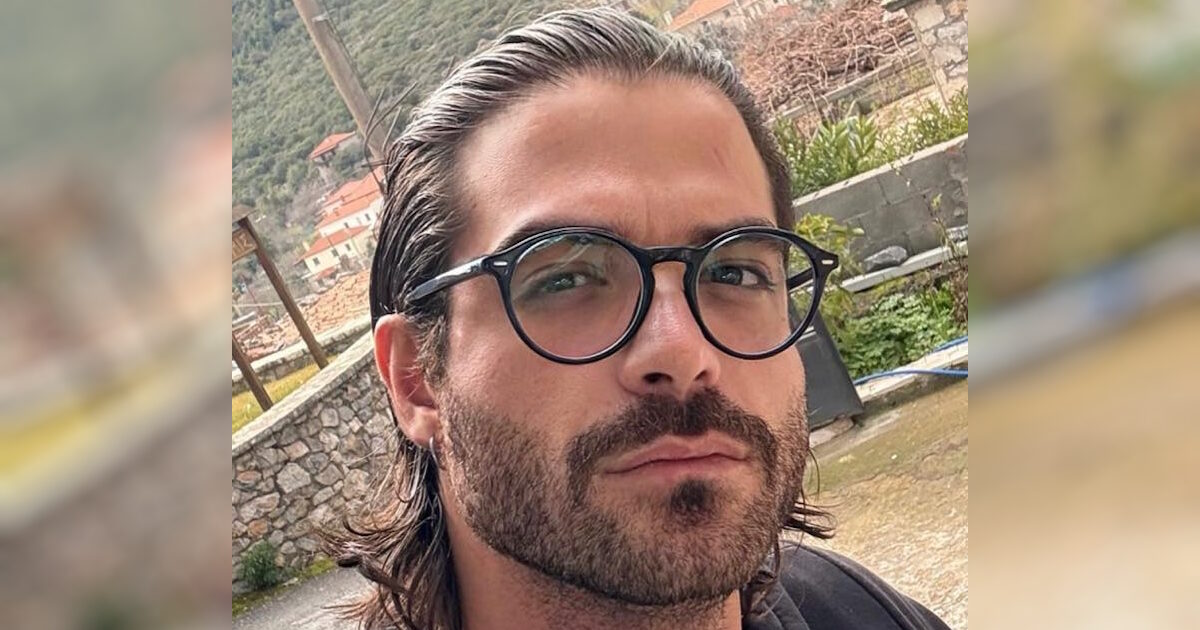 Aris Mougopetros: Surprise they use his name to grab money – the musical warning