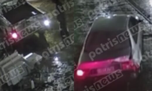 Δύο αυτοκίνητα