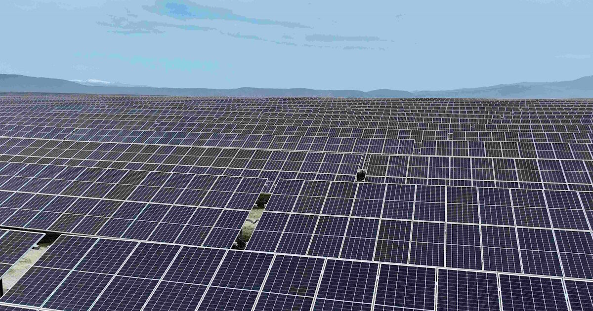 More and PPC Renewables: Eight 882.4 MW photovoltaic stations in Macedonia received a definitive offer of connection to the network