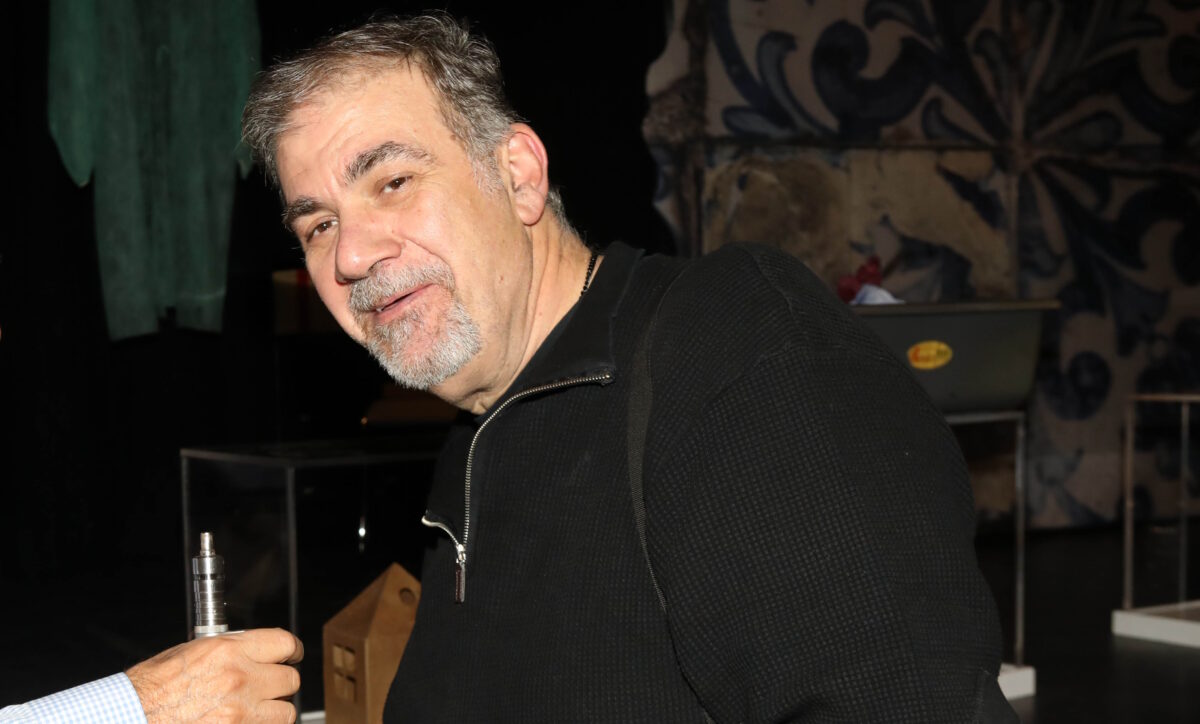 Δημήτρης Σταρόβας