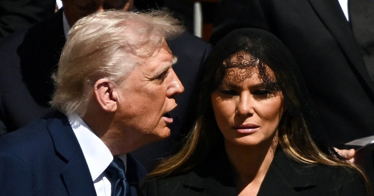 Pope Francis Funeral: The four words of Melania in Donald Trump’s ear to avoid diplomatic episode