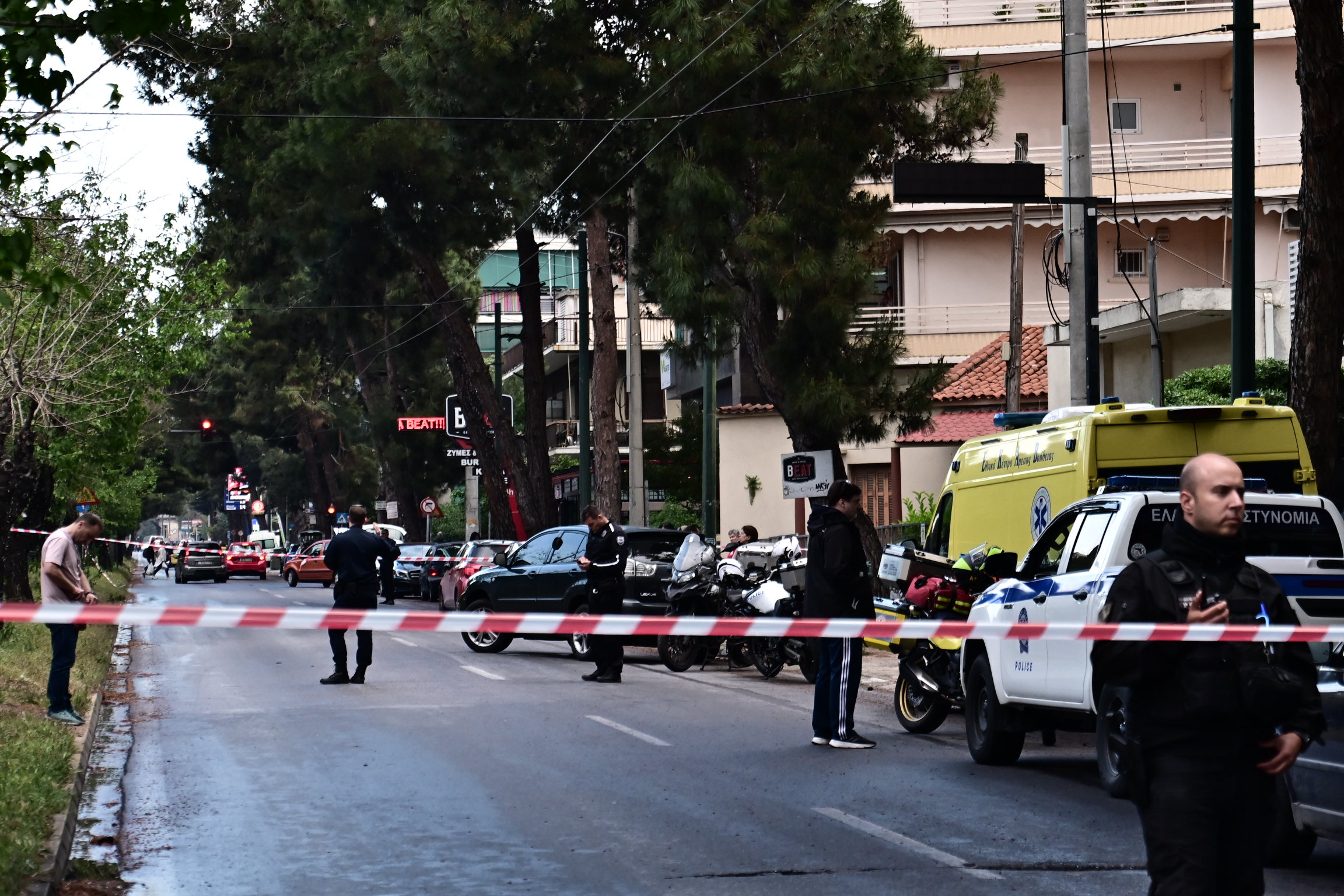 Αποκλεισμένο από αστυνομικές δυνάμεις το σημείο της μαφιόζικης δολοφονίας στο Χαλάνδρι