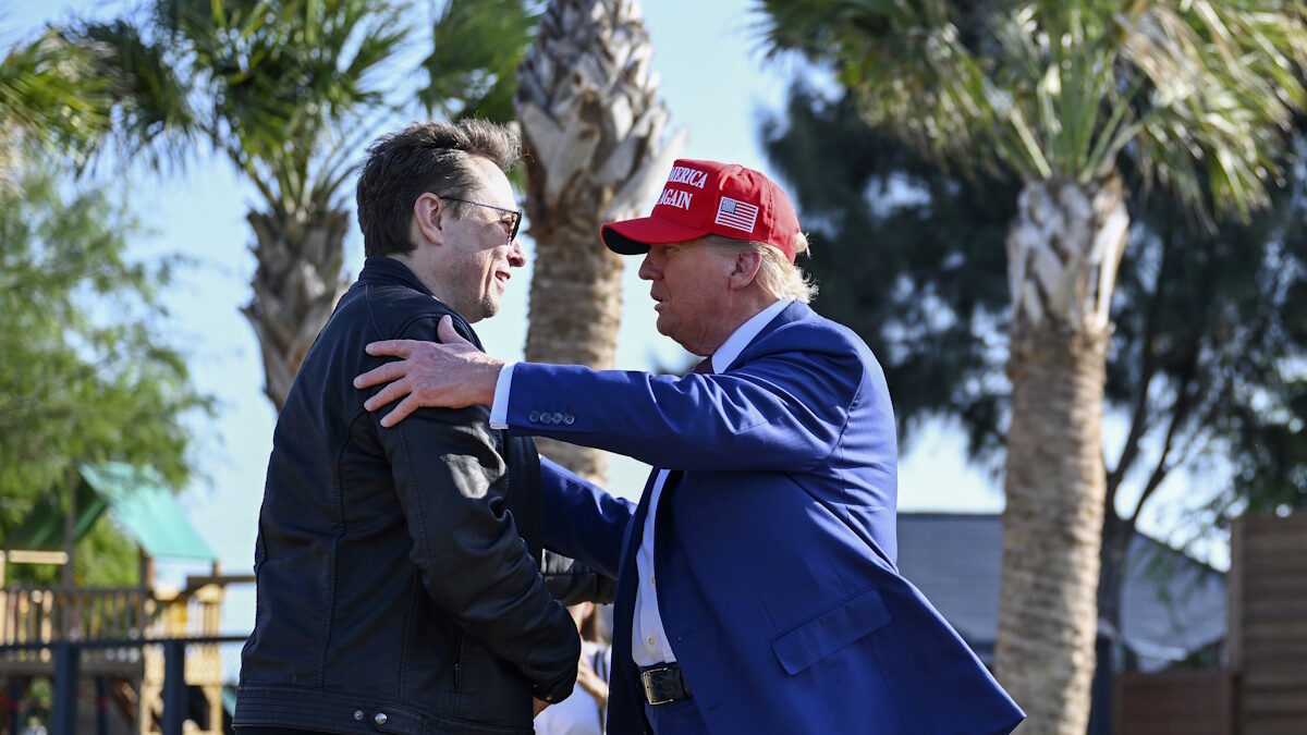 Ο Έλον Μασκ και ο Ντόναλντ Τραμπ