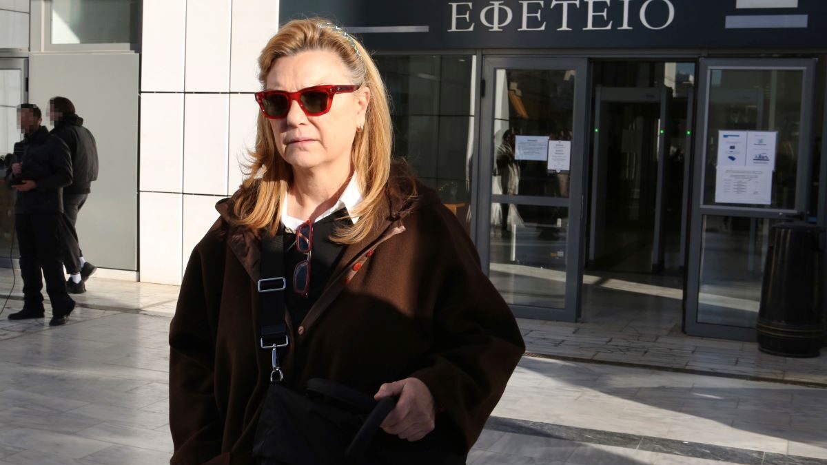 Η σύζυγος του Πέτρου Φιλιππίδη, Ελπίδα Νίνου