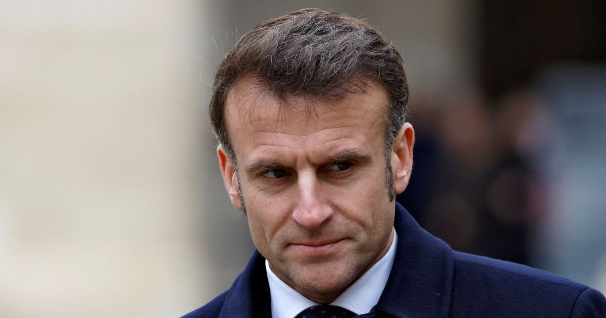 Emmanuel Macron: The other “person” of the French president and the fragrance wearing in “tones” to “dominate”