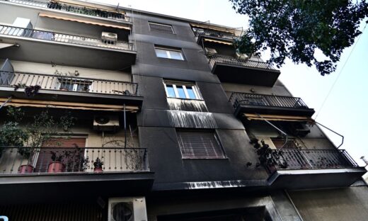 Επίθεση με μολότοφ στα Εξάρχεια