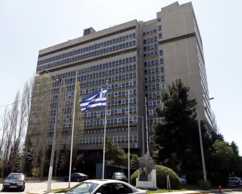 Αλεξανδρούπολη: Συνελήφθη 59χρονος που φωτογράφιζε στρατιωτικές εγκαταστάσεις
