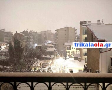 Λευκή νύχτα στη Φλώρινα: Χιονισμένο τοπίο και «βουτιά» της θερμοκρασίας