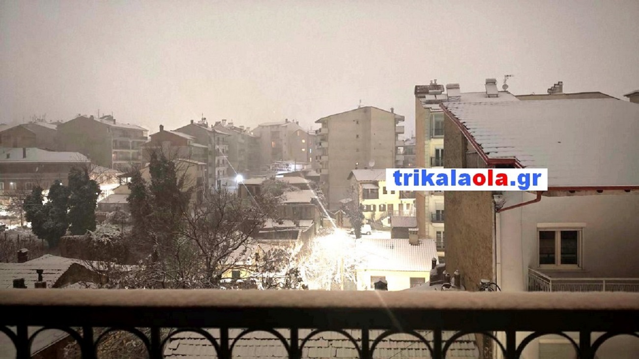 Λευκή νύχτα στη Φλώρινα: Χιονισμένο τοπίο και «βουτιά» της θερμοκρασίας