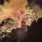 Φωτιά στην Κερατέα: Ήχησε το 112 για εκκένωση της Παλιοκαμάριζας προς Λαύριο – Που έχει διακοπεί η κυκλοφορία