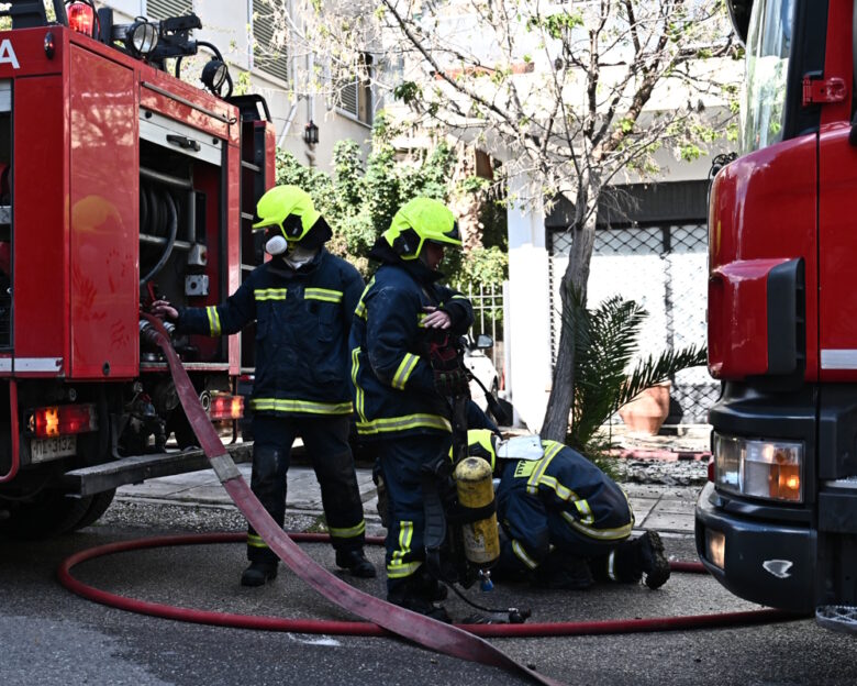 Φωτιά στο Γαλάτσι σε υπόγειο χώρο πολυκατοικίας