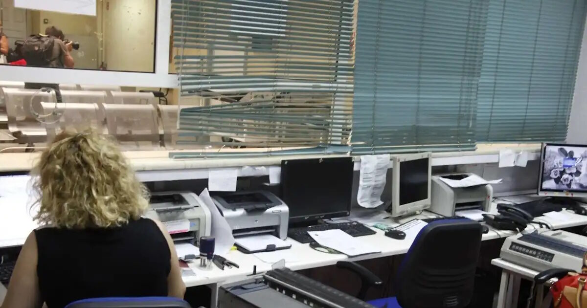 Δημοσκόπηση Pulse: Επτά στους δέκα λένε ναι στην άρση μονιμότητας στο Δημόσιο – Στις 15,5 μονάδες η διαφορά ΝΔ με ΠΑΣΟΚ και Πλεύση Ελευθερίας
