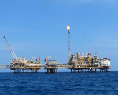 Offshore construction platform